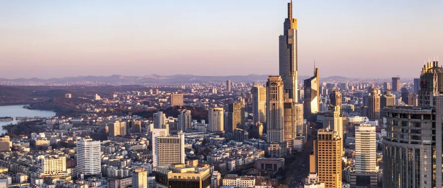 城市24小时 | 冲刺在即,这座中心城市向内“动刀”